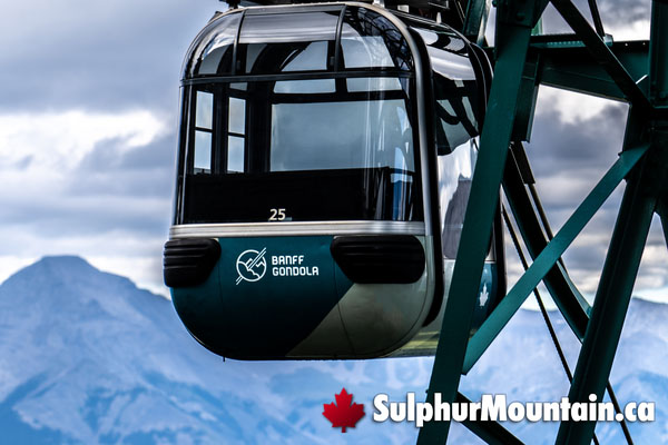 Sulphur Mountain via Gondola in Banff